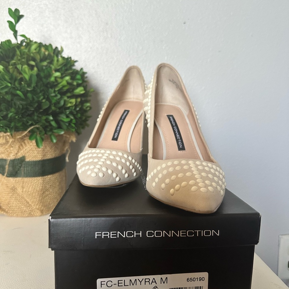 French connection nude closed toed heels.